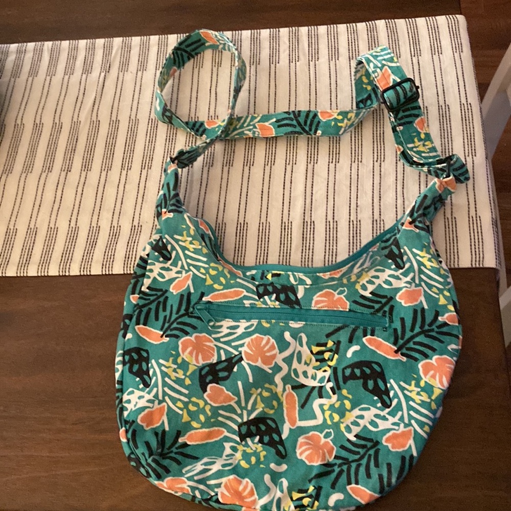 Kavu crossbody purse - Picture 2 of 4